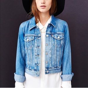 Levi’s Trucker denim jacket, NWOT